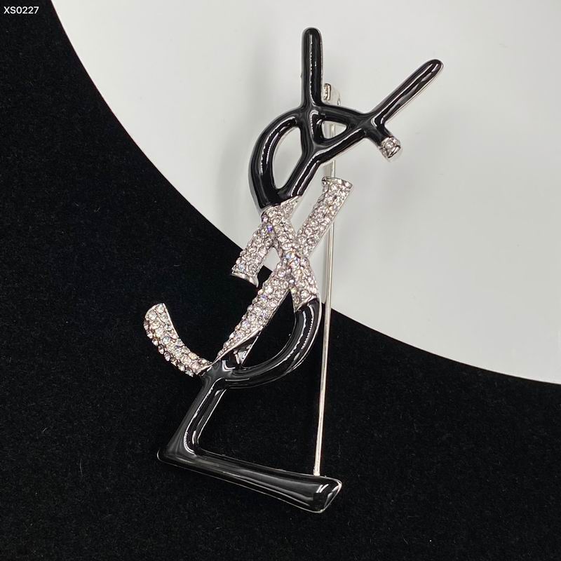 YSL Brooch 9lyr21 (4)